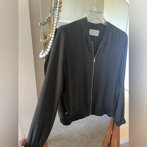 Aritzia Babaton Size L Olive Green bomber jacket